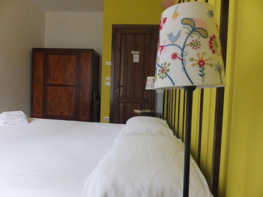 Cascina Antonini Guest House Foligno Phòng bức ảnh